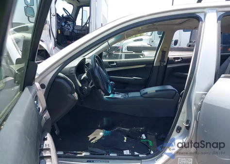 2011 Infiniti G37 z USA, uszkodzony, nr VIN JN1CV6AR4BM351040